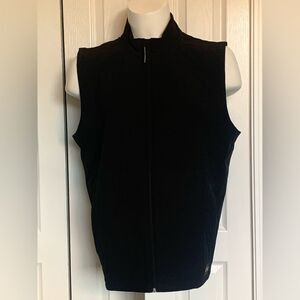 Under Armour Black Sleeveless Zip-Up Vest